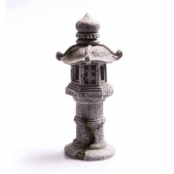 Aqua One Stone Lantern Pagoda 9.5 X 9 X 23cm